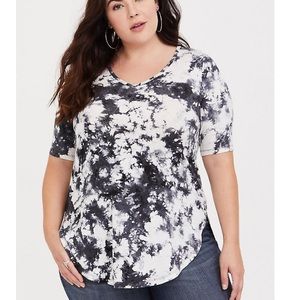 Torrid 00 Super Soft Knits Slim Fit Tye Dye Tunic